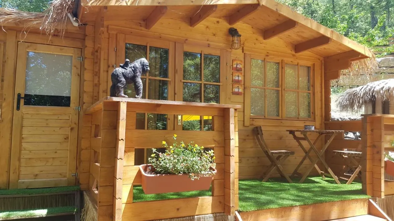 La Lyalis Bed & Breakfast Aiguines 0*,  France